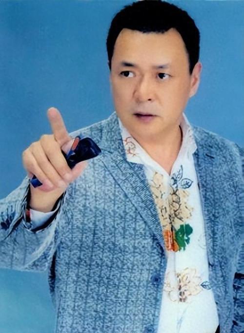 威九·国际(中国)官方网站“囚歌之王”迟志强：出狱39年后儿子替父圆梦成他最大骄(图7)